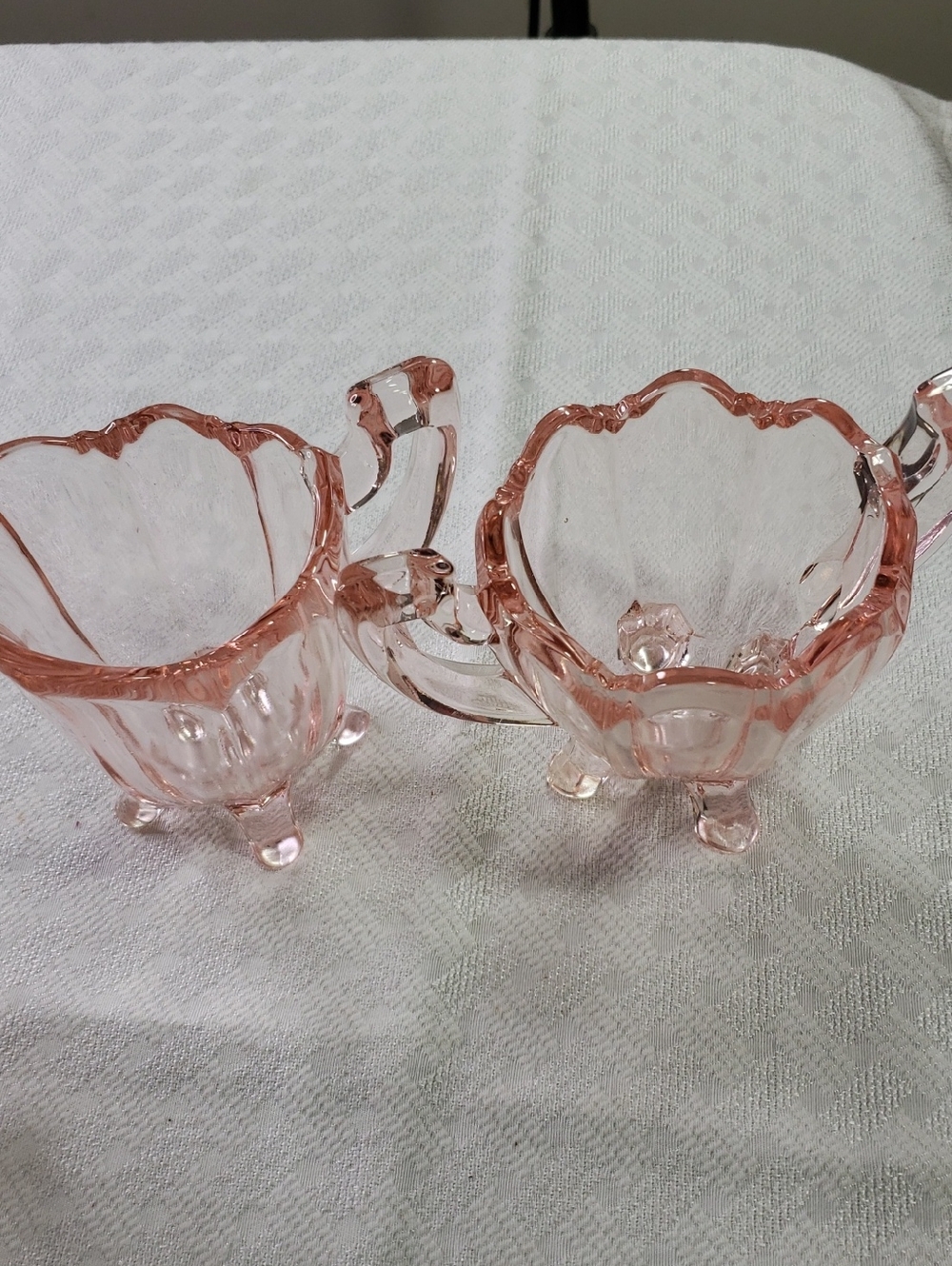 Indiana Glass Colonial Pink Sugar & Creamer (Flawed)